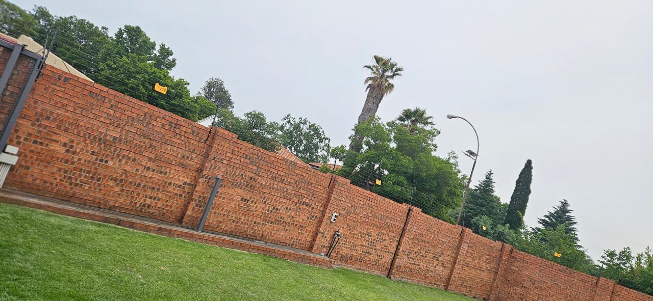 Perimeter Electric Fence Installation